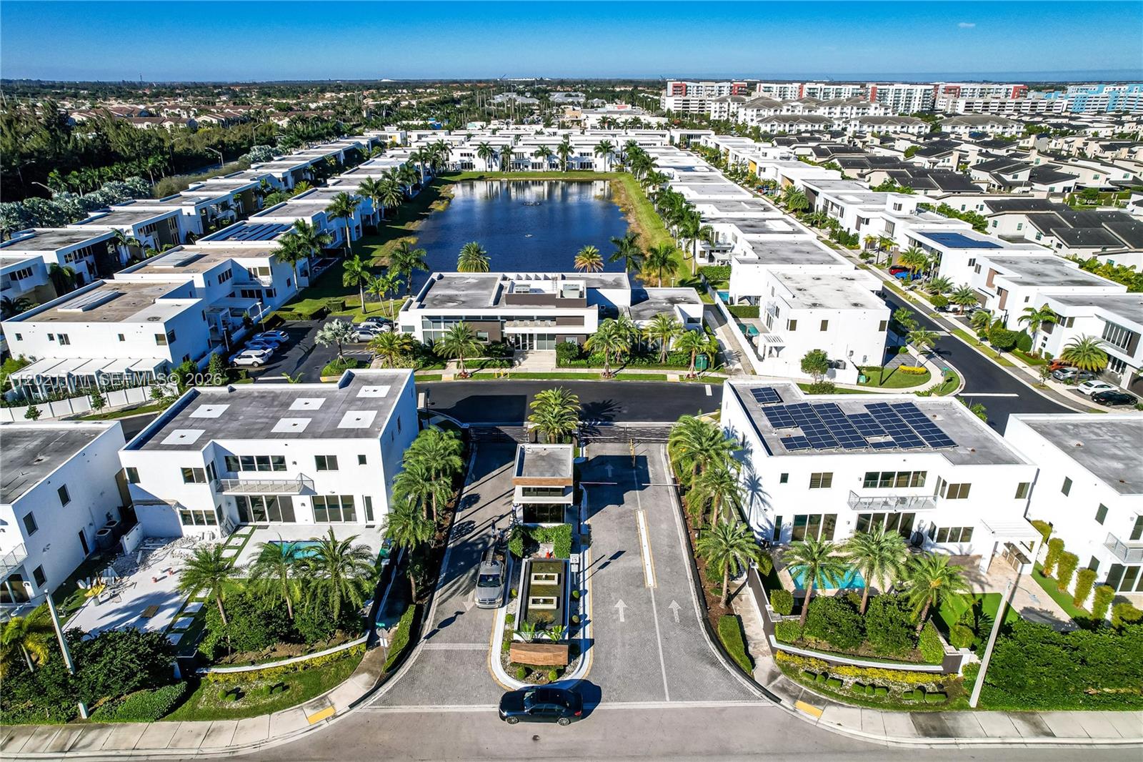 10267 NW 75th Ter, Doral FL 33178