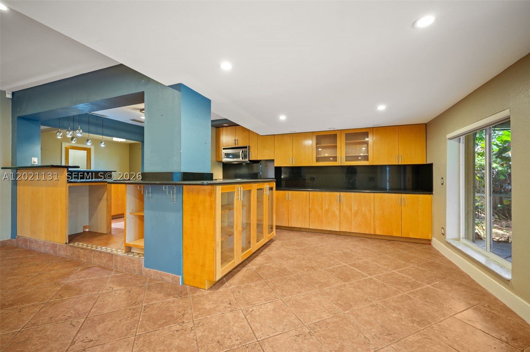 4512 SW 37th Ave, Dania Beach FL 33312