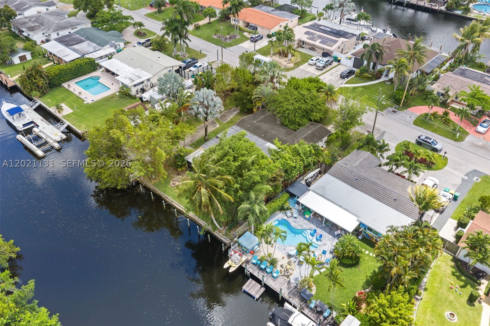 4512 SW 37th Ave, Dania Beach FL 33312