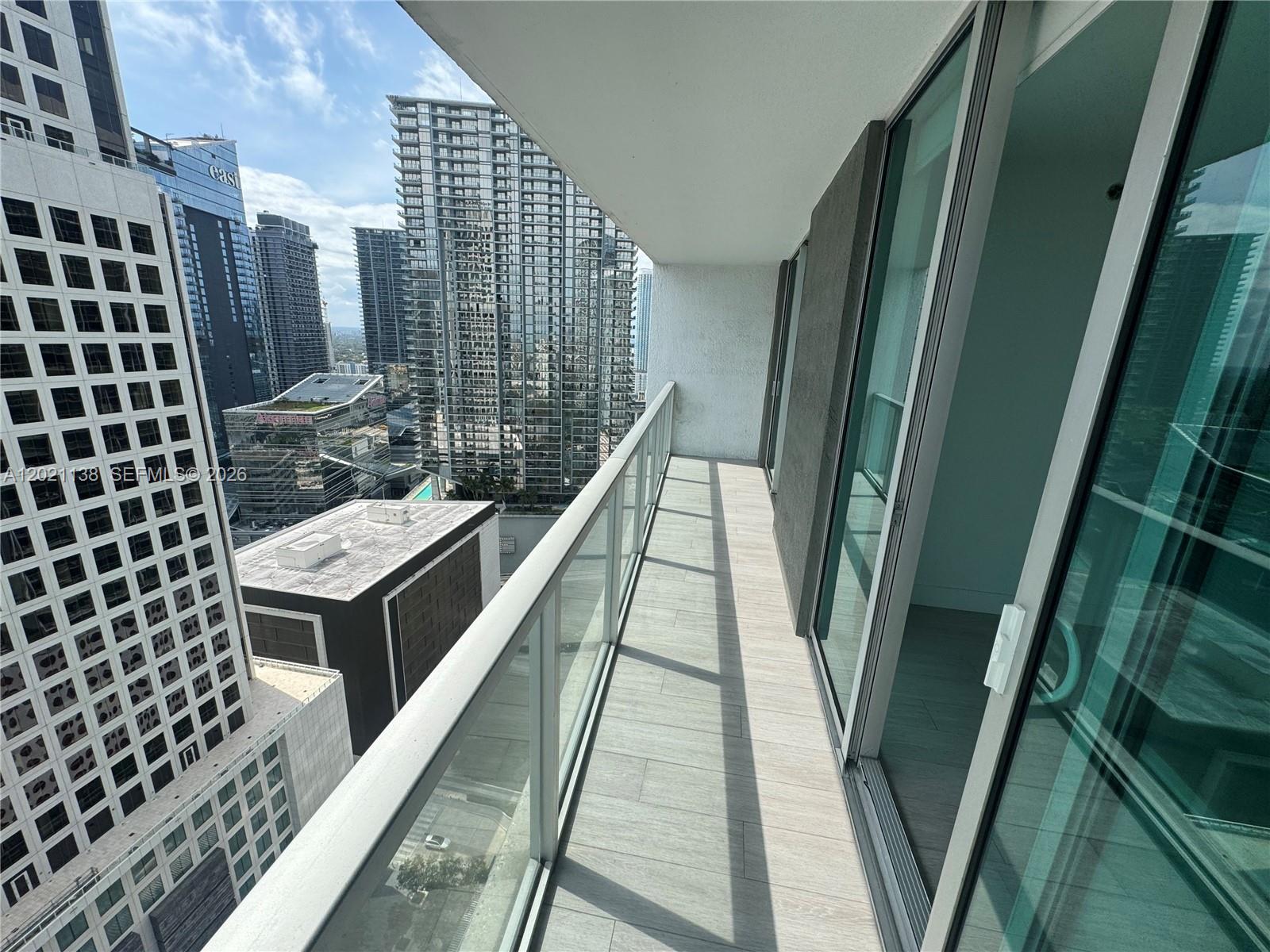 500 Brickell Ave #3204, Miami FL 33131