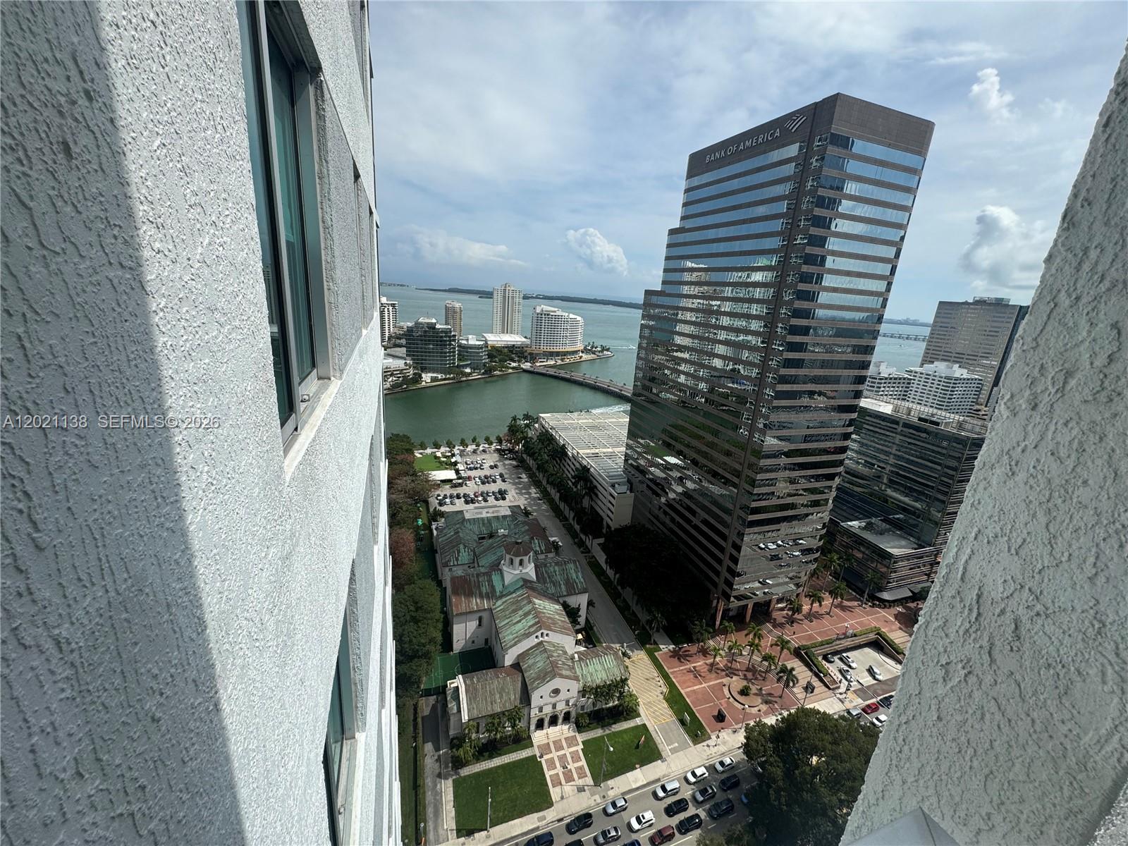 500 Brickell Ave #3204, Miami FL 33131