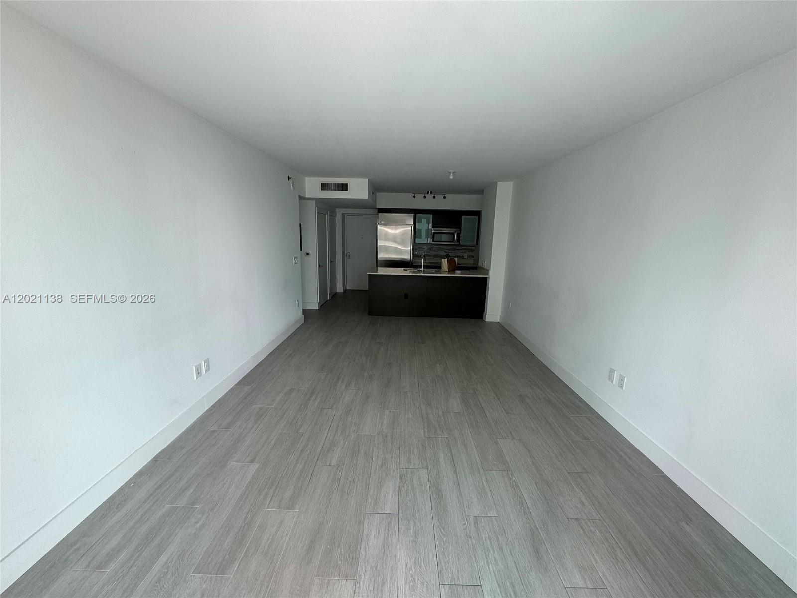 500 Brickell Ave #3204, Miami FL 33131