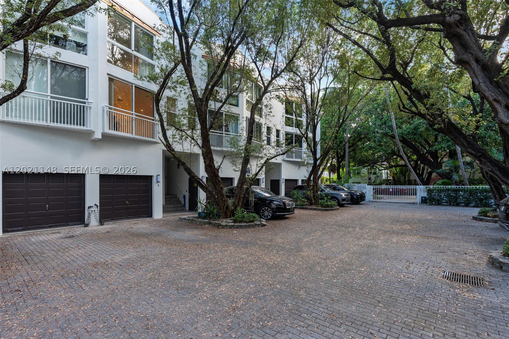 325 Meridian Ave #5, Miami Beach FL 33139