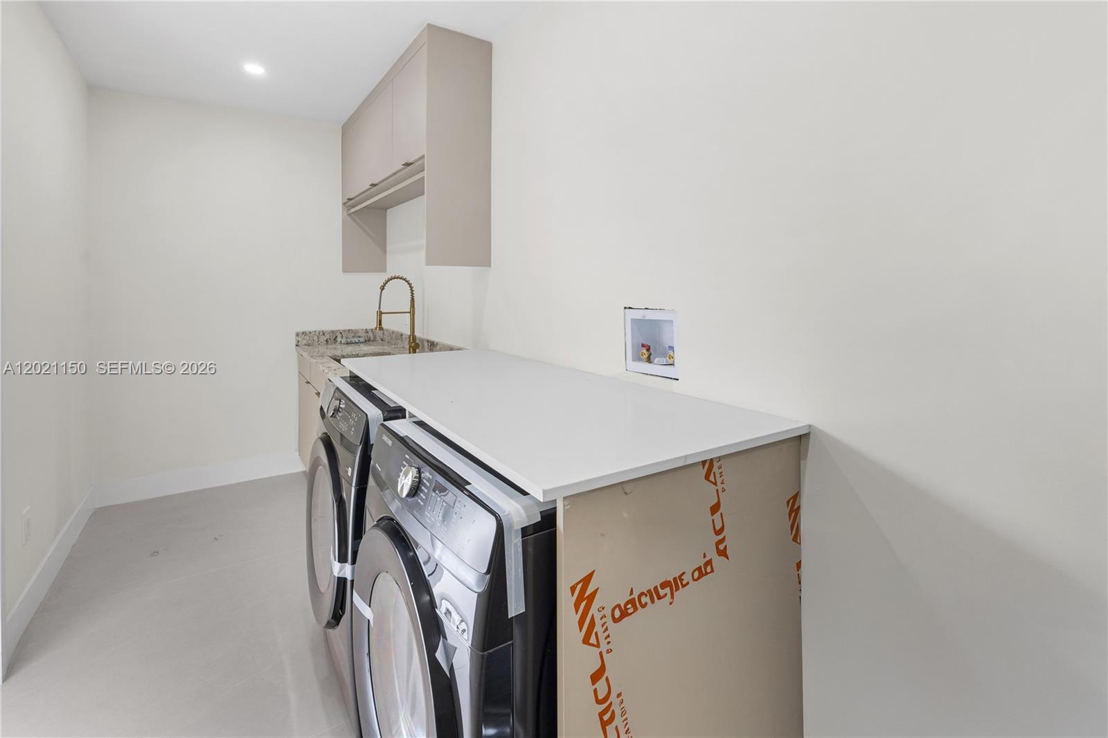 9261 SW 80th Ter, Miami FL 33173