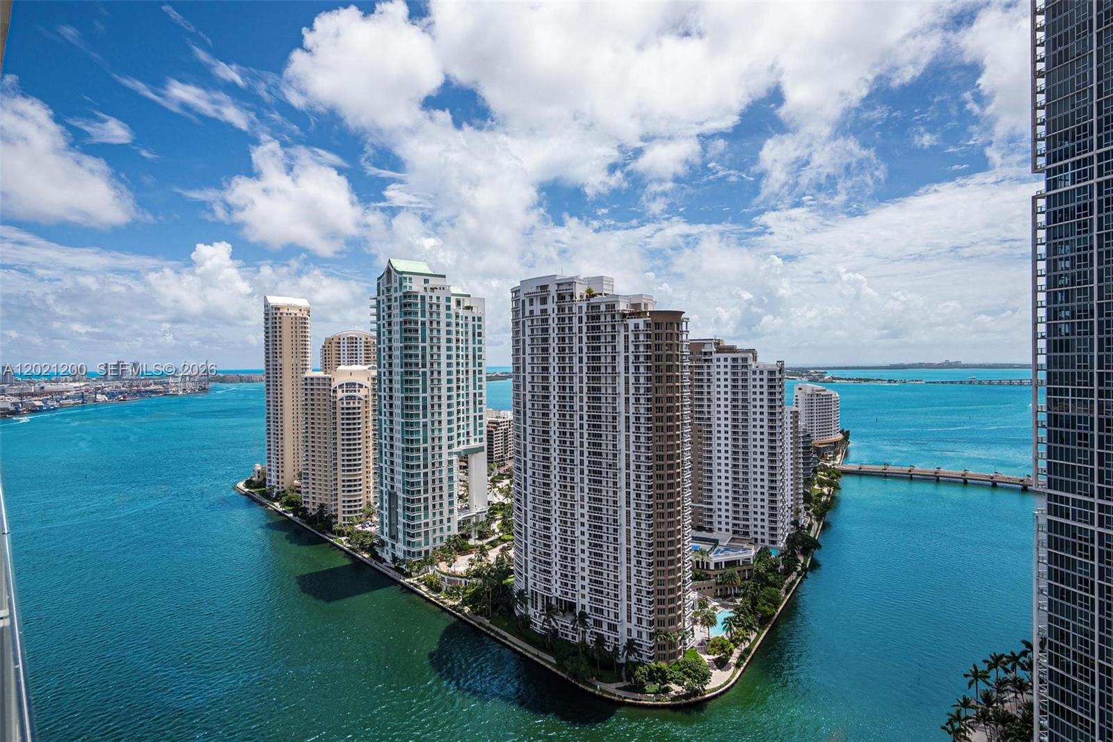 300 Biscayne Boulevard Way #2906W, Miami FL 33131