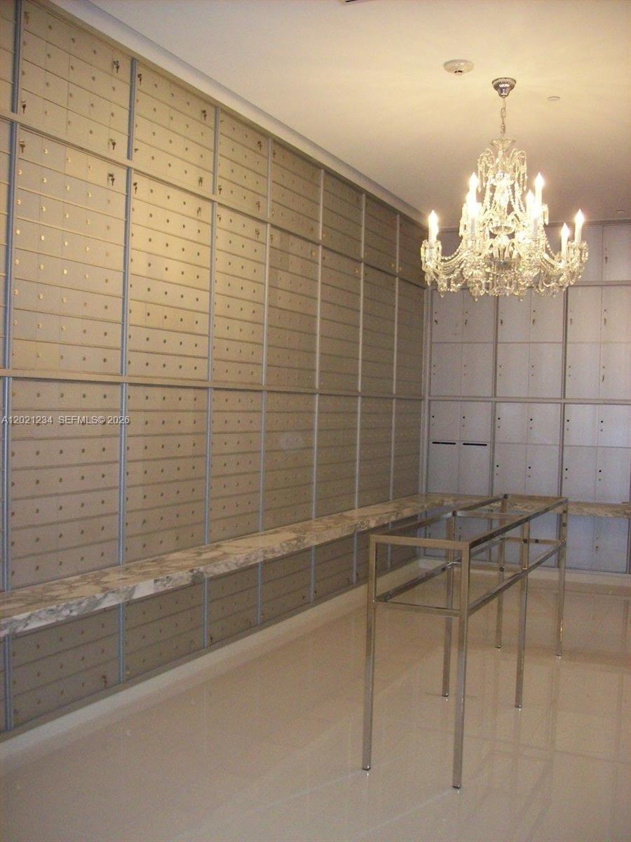 475 Brickell Ave #1813, Miami FL 33131