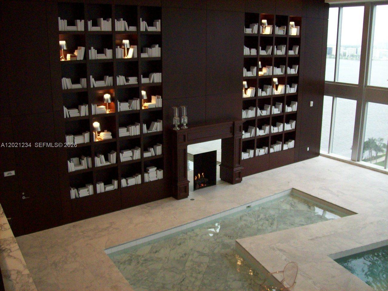 475 Brickell Ave #1813, Miami FL 33131