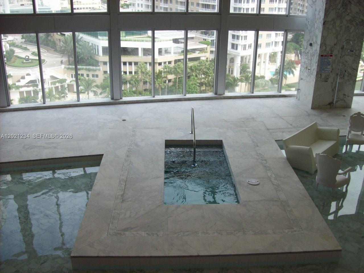 475 Brickell Ave #1813, Miami FL 33131