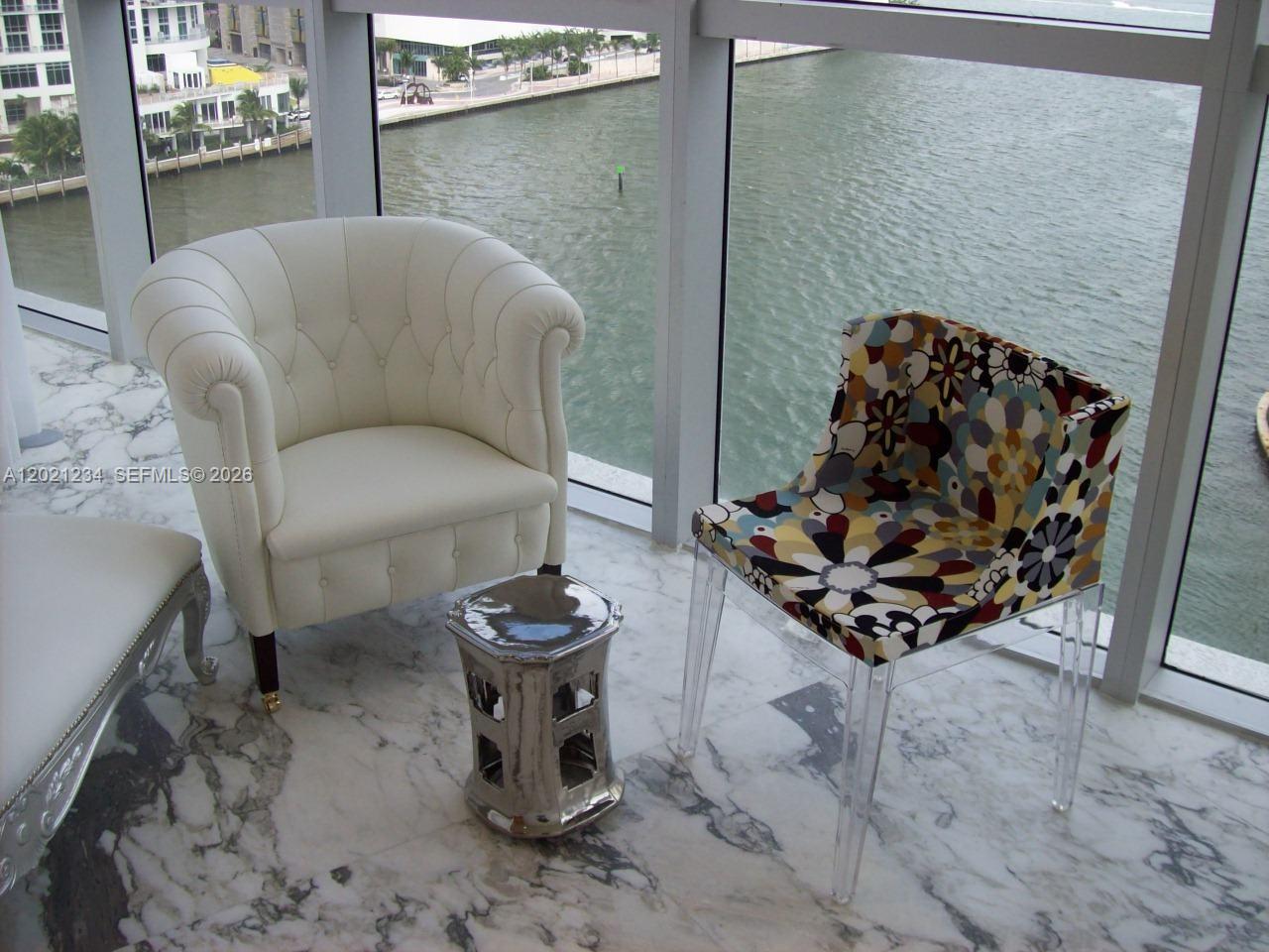 475 Brickell Ave #1813, Miami FL 33131