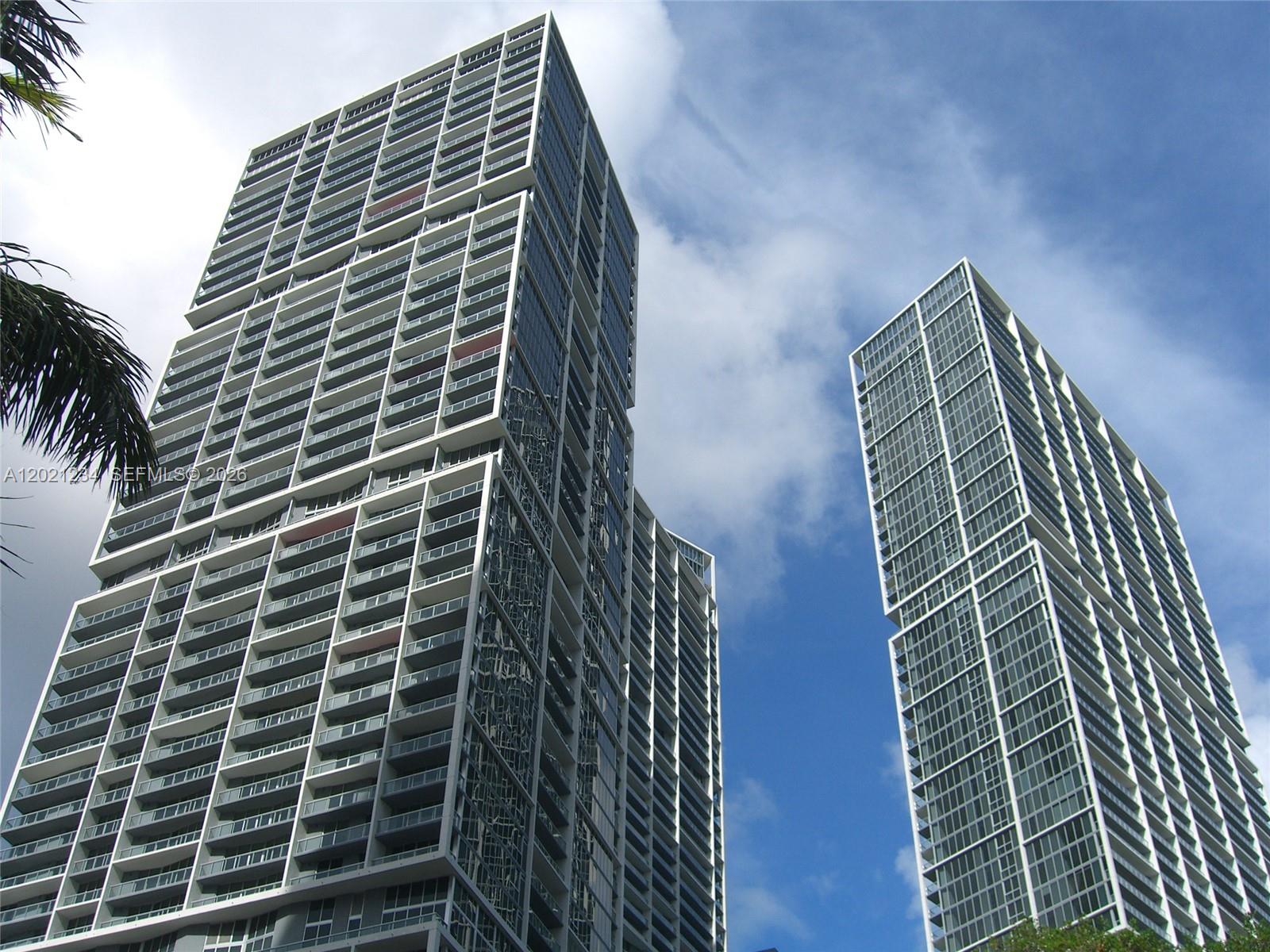 475 Brickell Ave #1813, Miami FL 33131