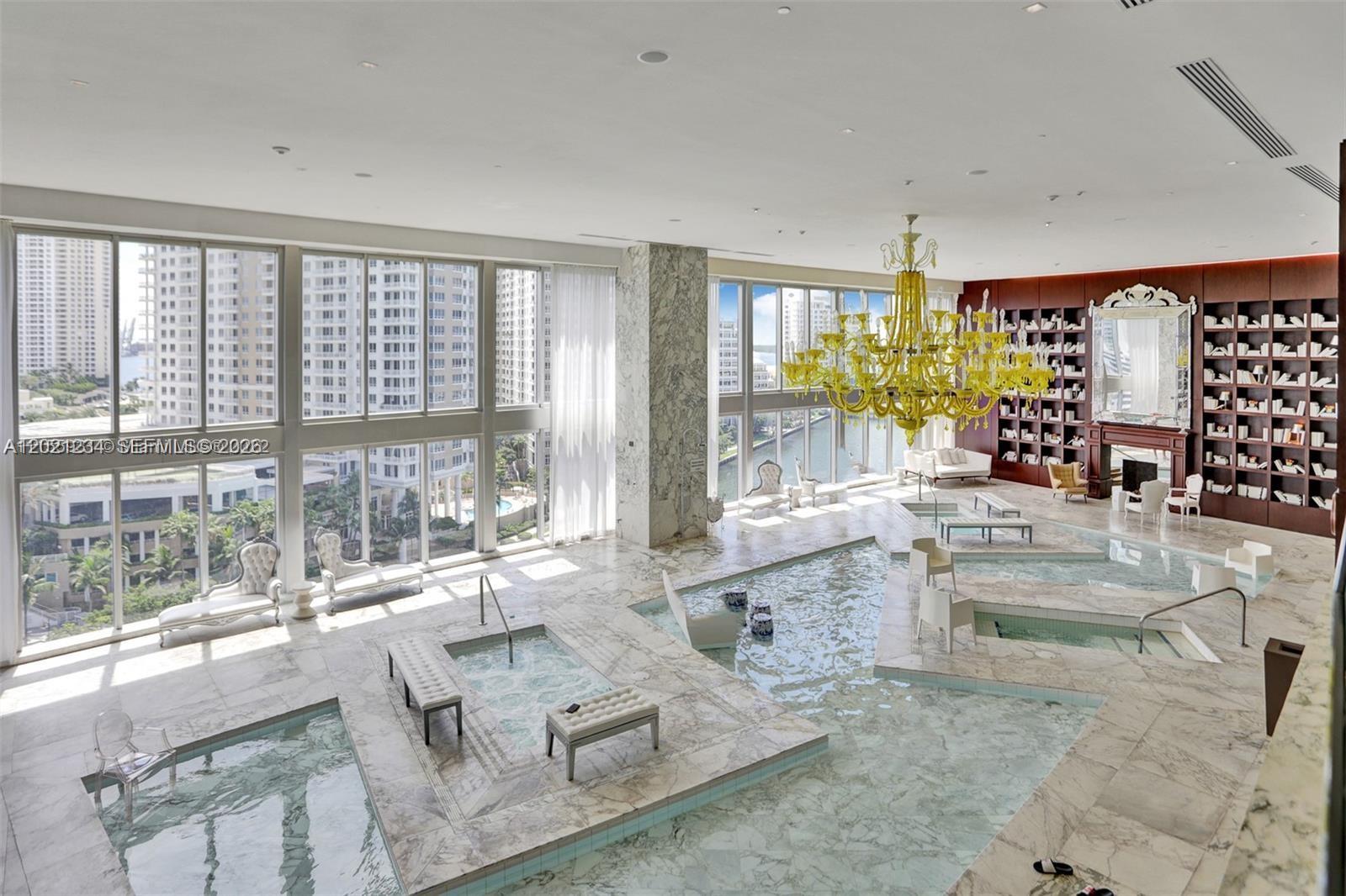 475 Brickell Ave #1813, Miami FL 33131