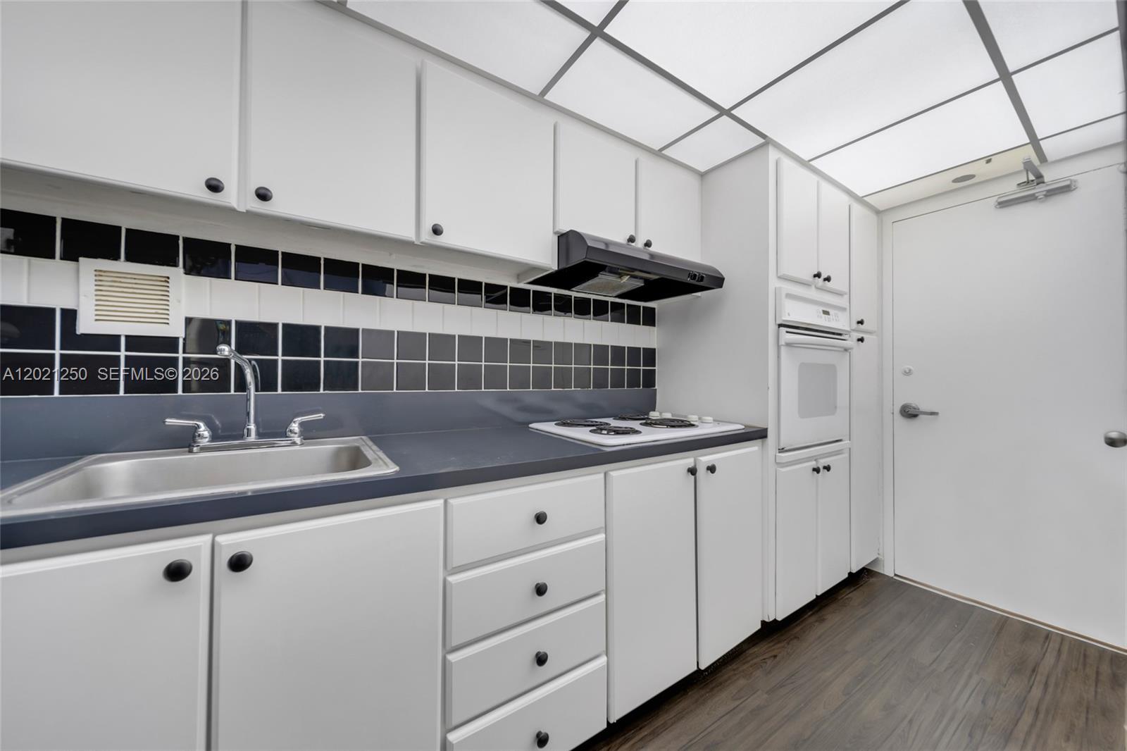 1200 West Ave #327, Miami Beach FL 33139