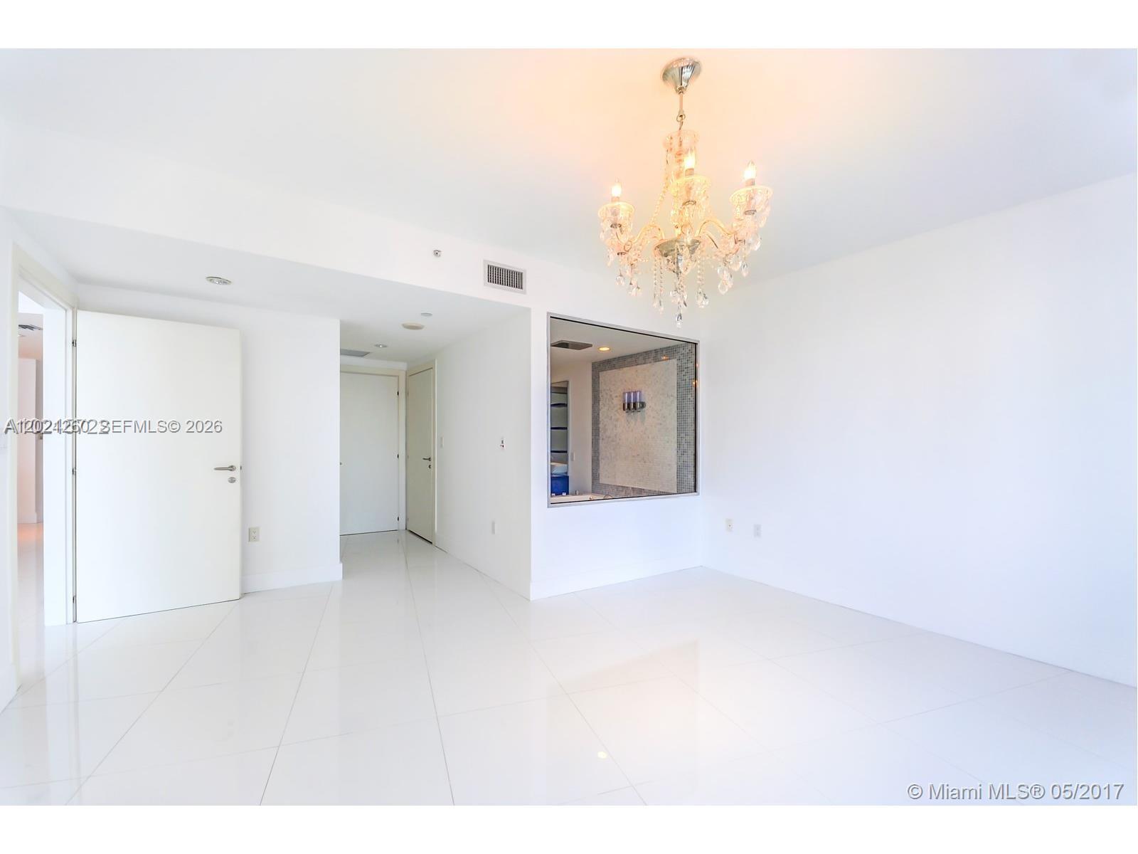 200 Biscayne Boulevard Way #3404, Miami FL 33131