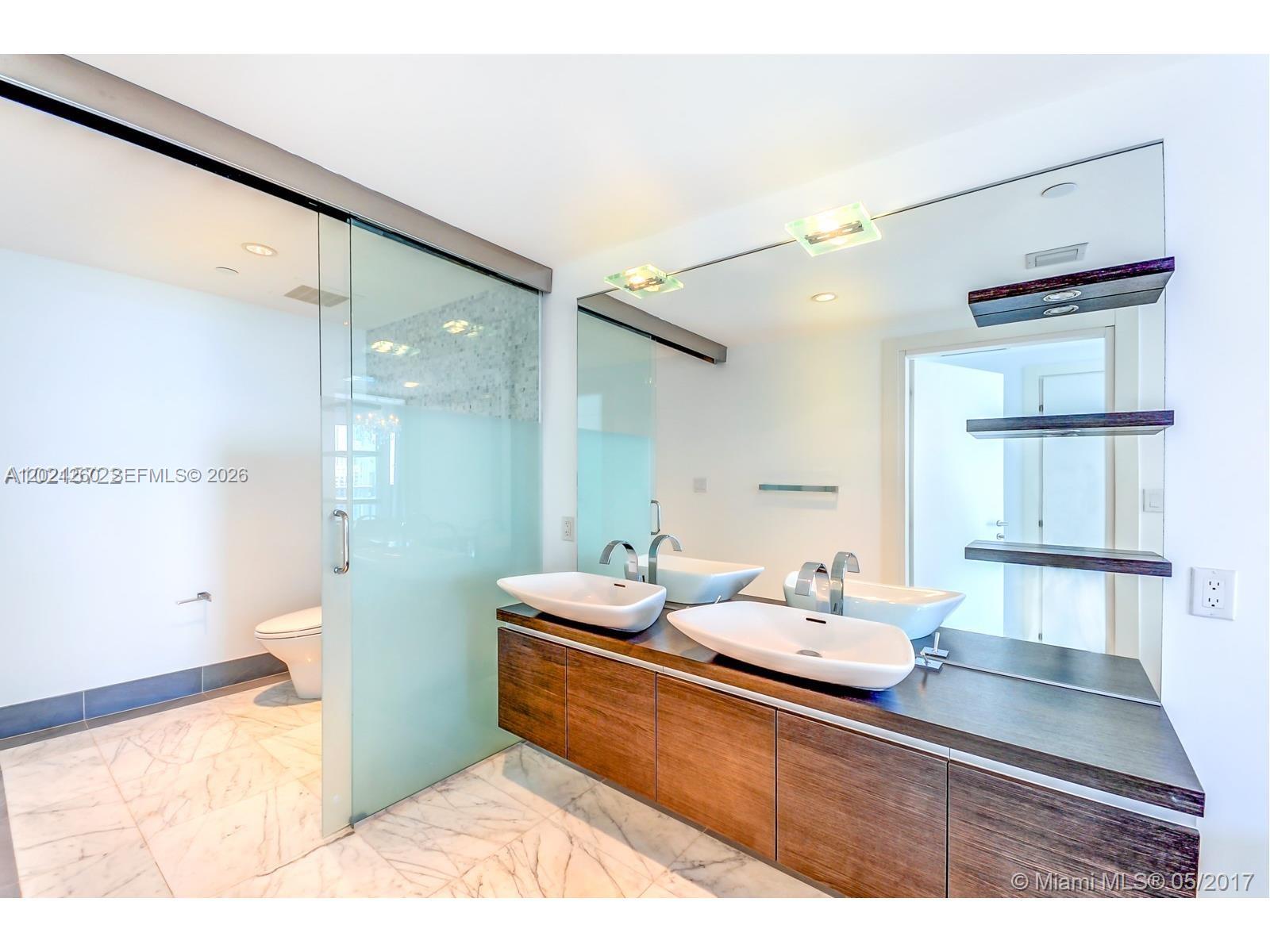200 Biscayne Boulevard Way #3404, Miami FL 33131