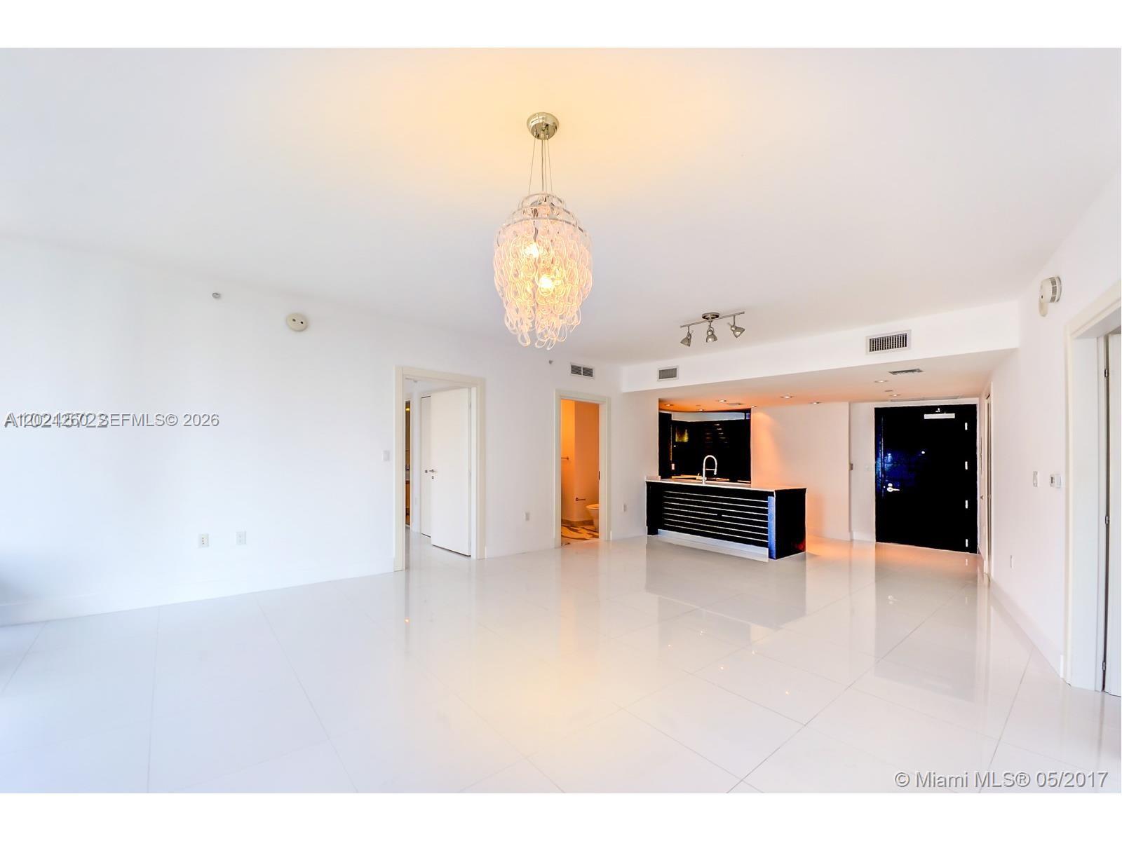 200 Biscayne Boulevard Way #3404, Miami FL 33131
