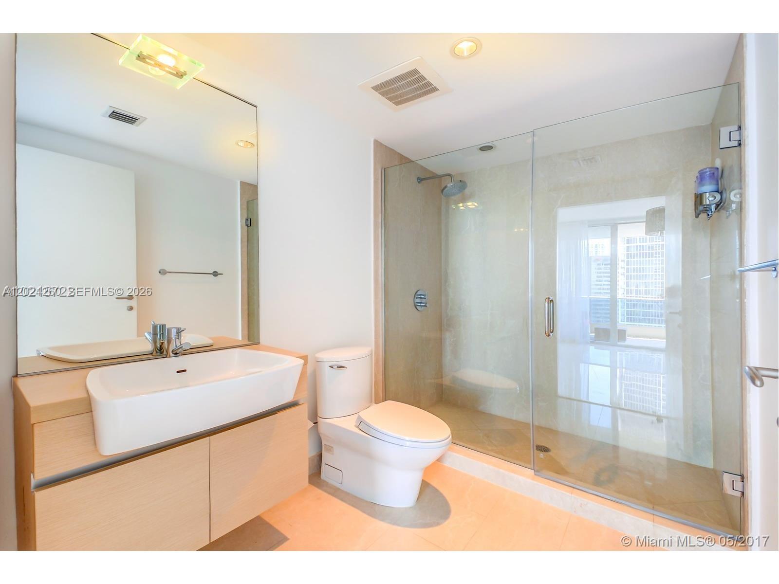 200 Biscayne Boulevard Way #3404, Miami FL 33131