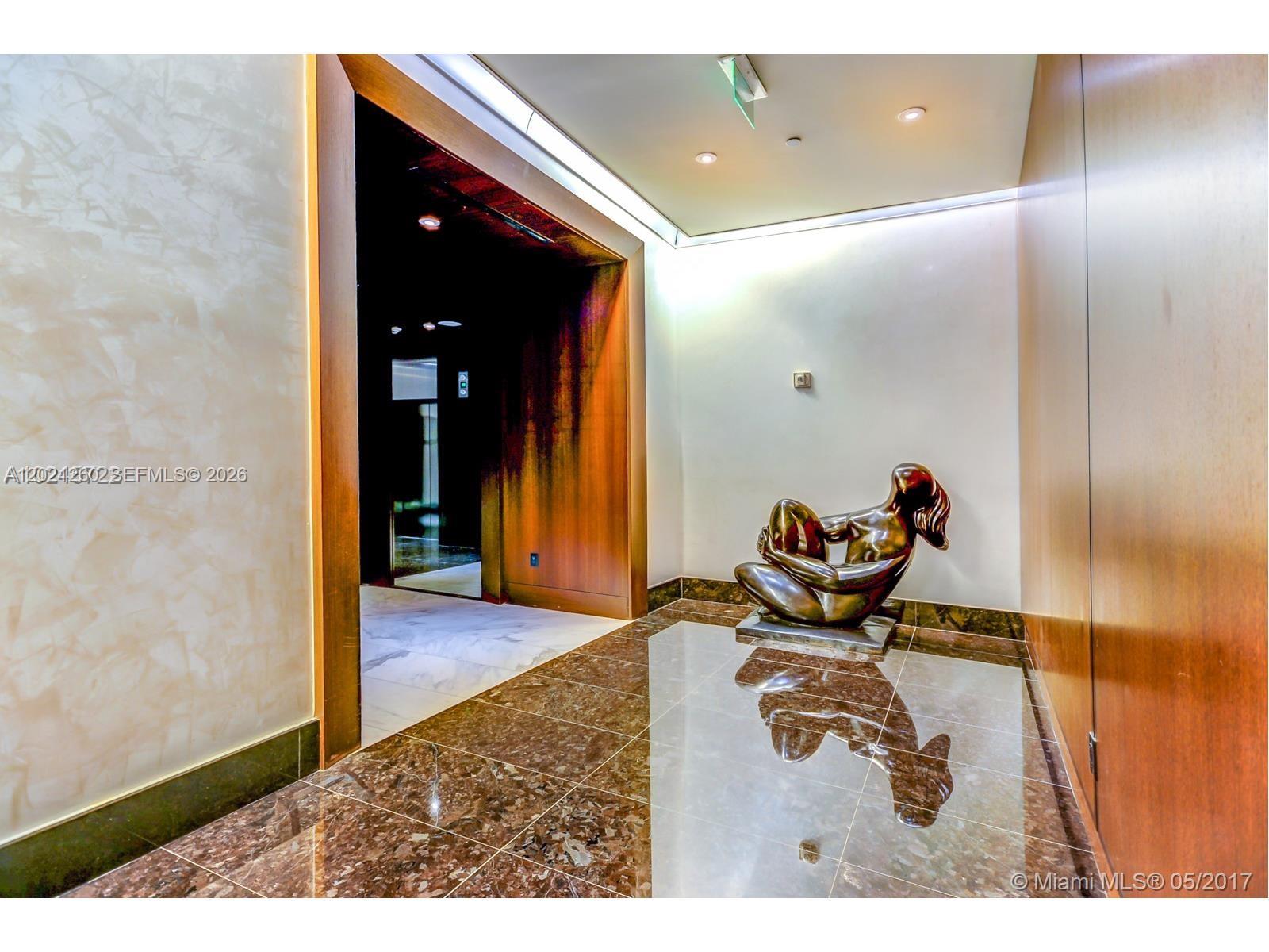 200 Biscayne Boulevard Way #3404, Miami FL 33131