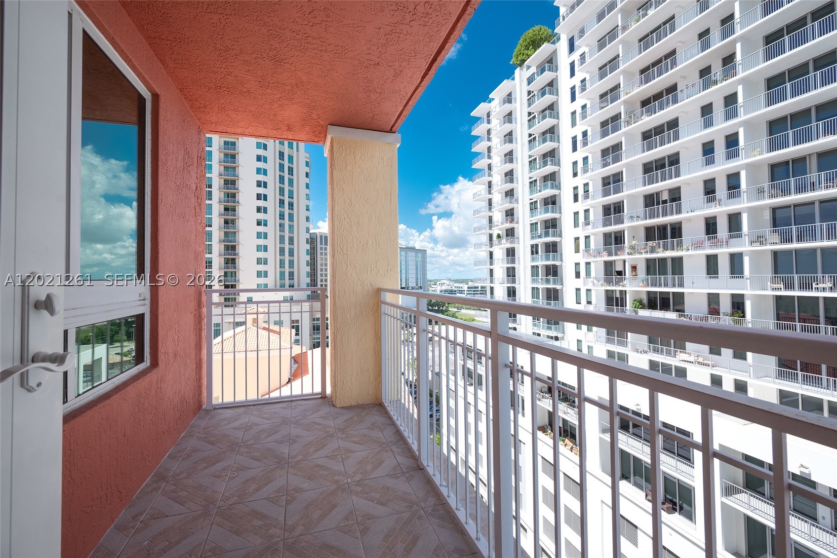7350 SW 89th St #1410S, Miami FL 33156