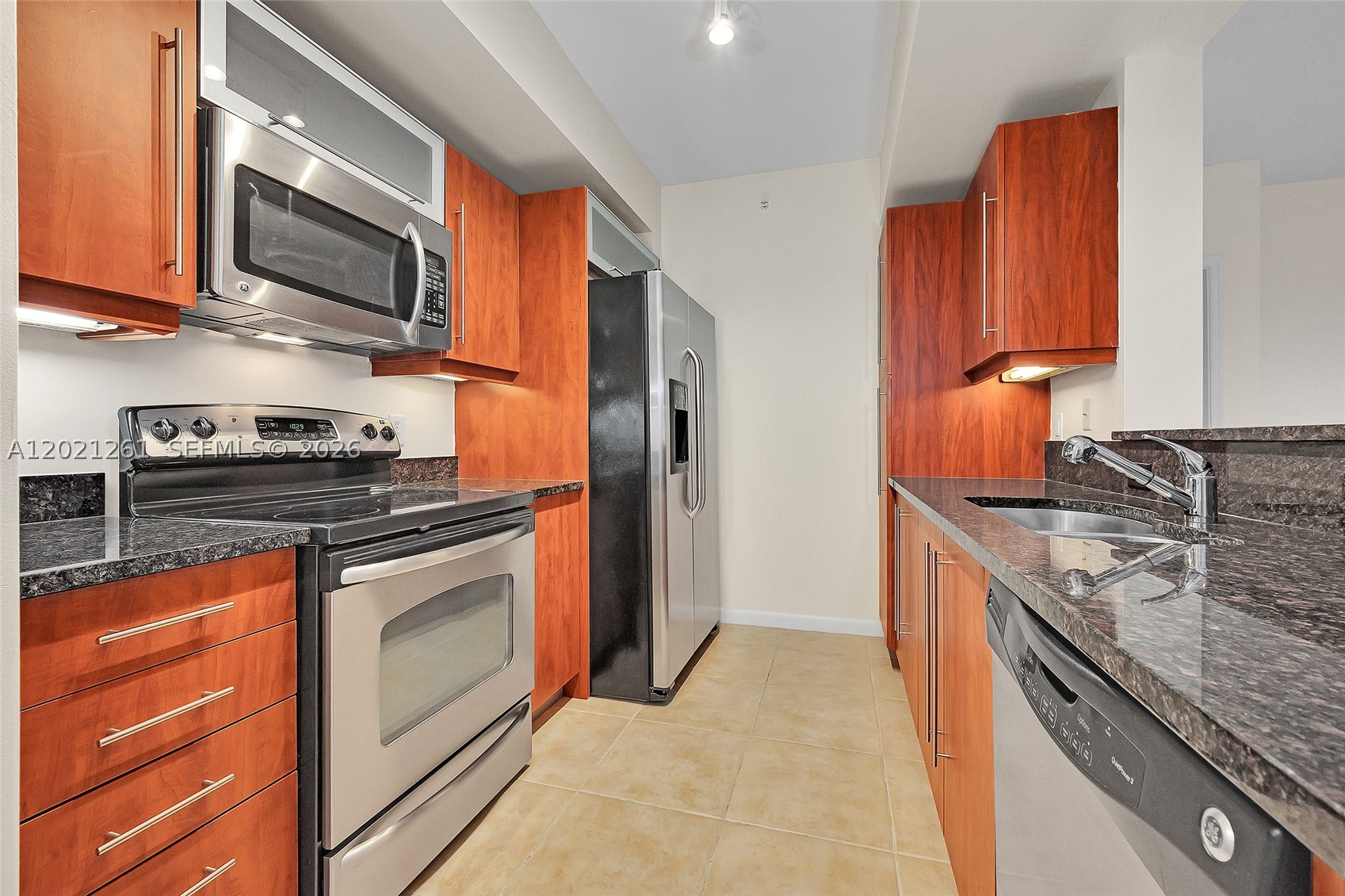 7350 SW 89th St #1410S, Miami FL 33156