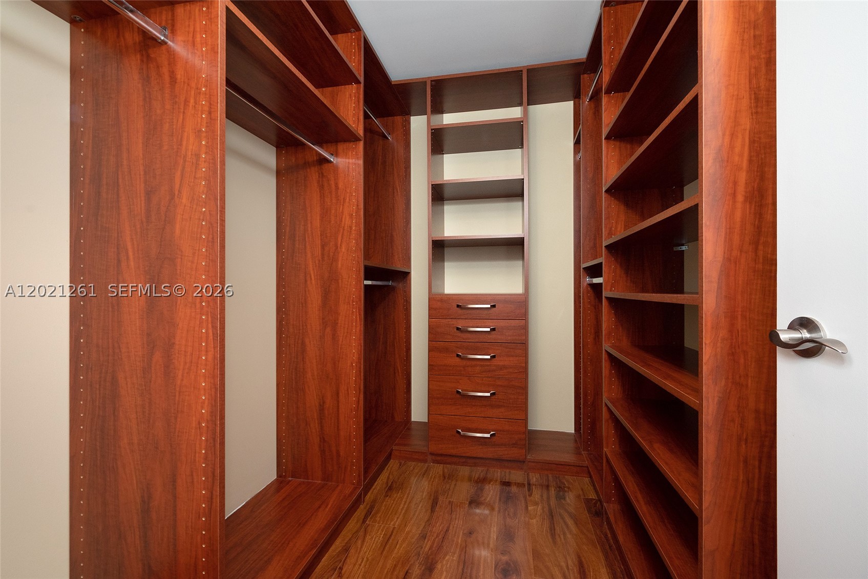 7350 SW 89th St #1410S, Miami FL 33156