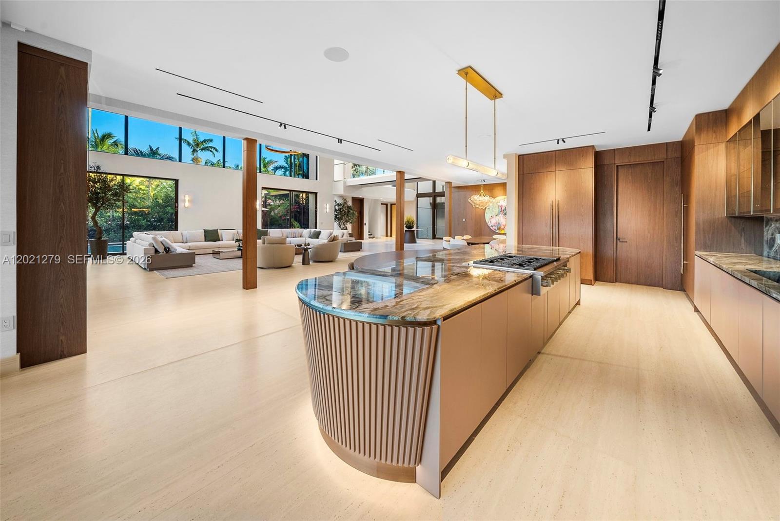 905 Belle Meade Island Dr, Miami FL 33138