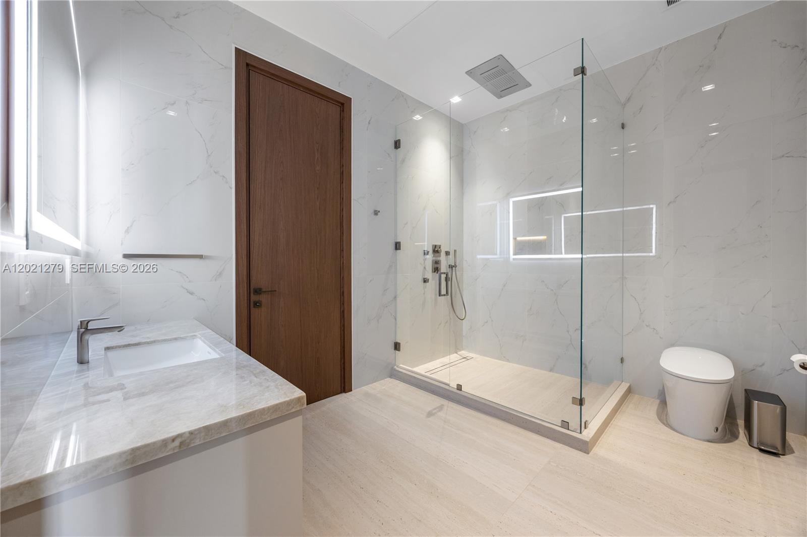 905 Belle Meade Island Dr, Miami FL 33138