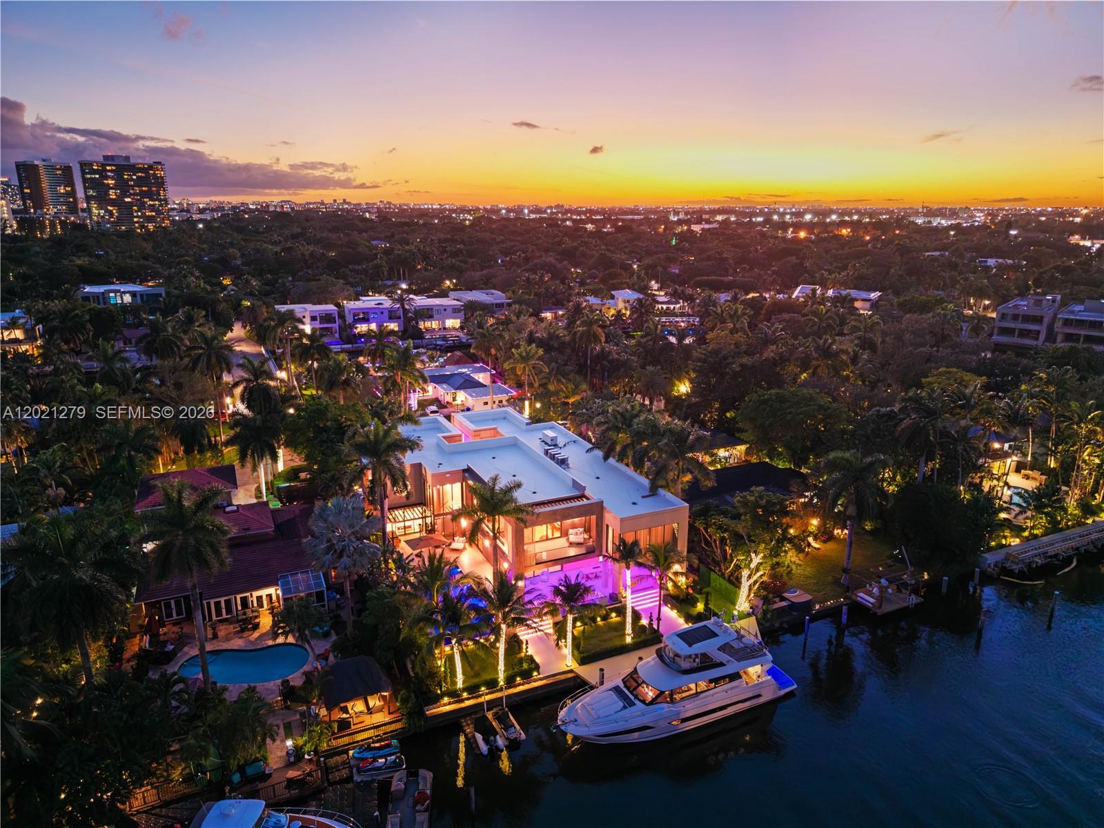 905 Belle Meade Island Dr, Miami FL 33138