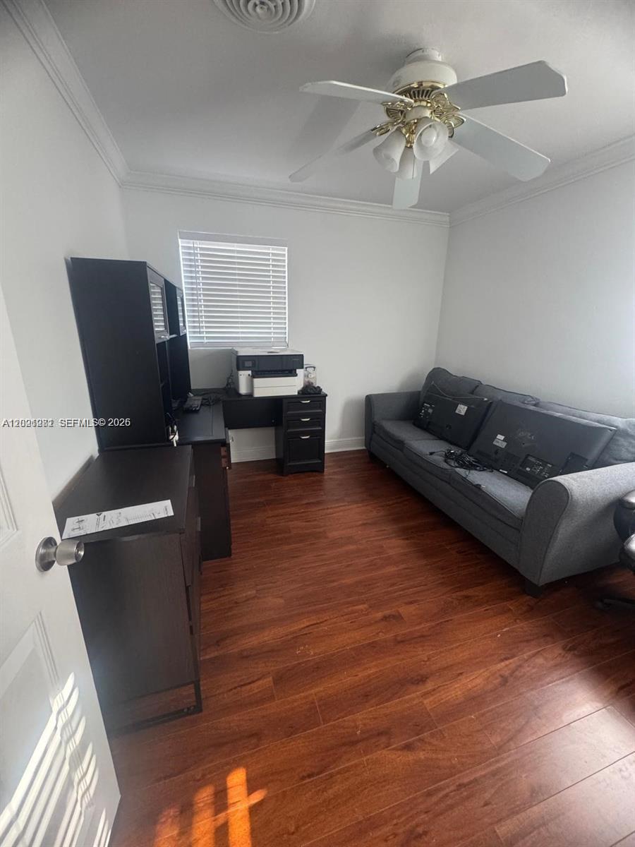 2801 NW 183rd St, Miami Gardens FL 33056