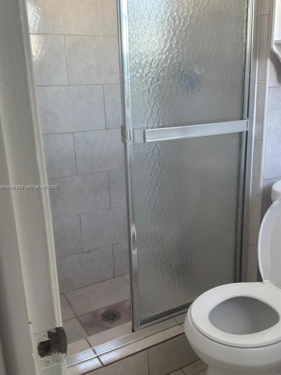 2801 NW 183rd St, Miami Gardens FL 33056