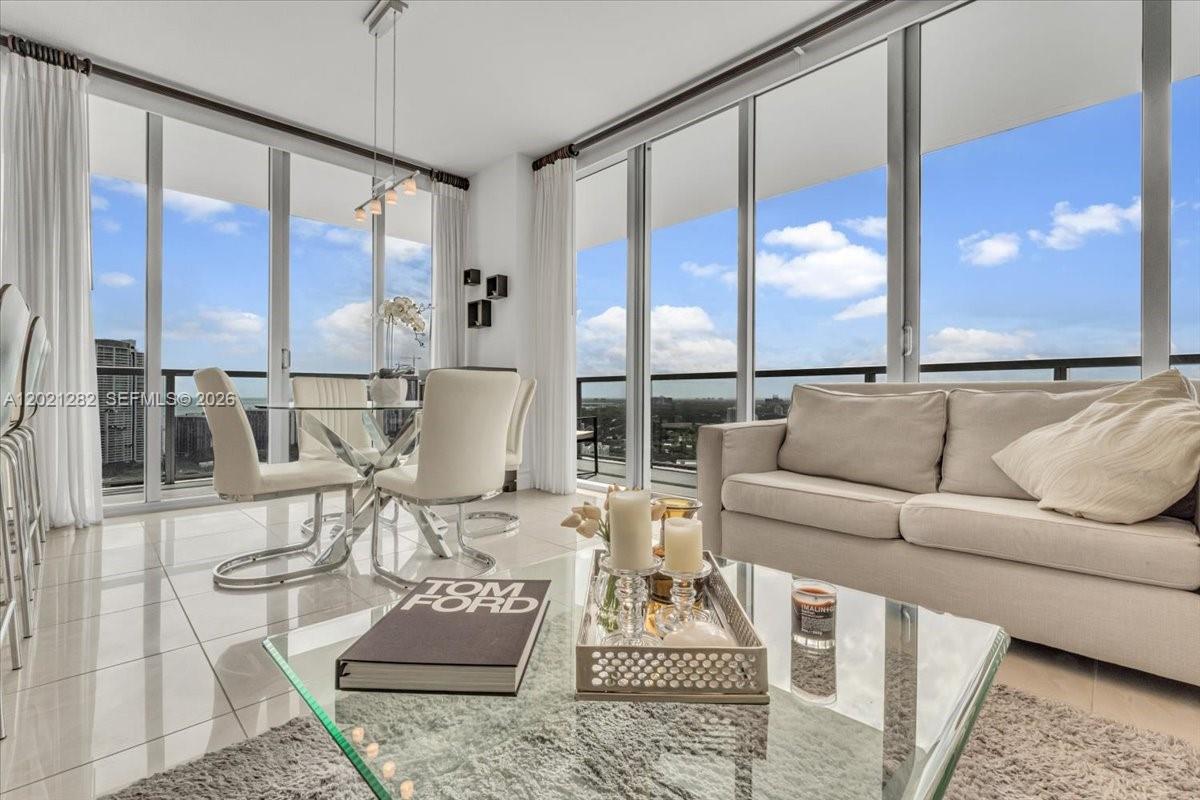 79 SW 12th St #3401-S, Miami FL 33130