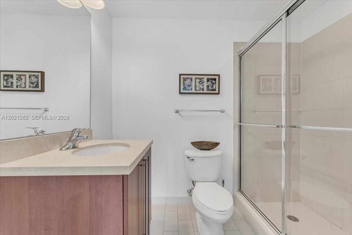 79 SW 12th St #3401-S, Miami FL 33130