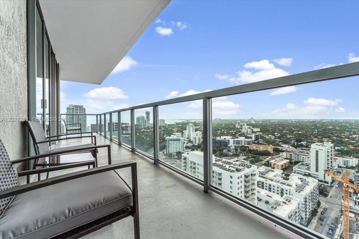 79 SW 12th St #3401-S, Miami FL 33130
