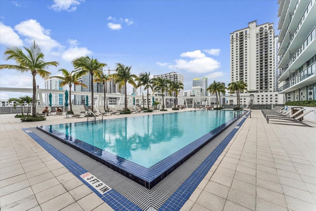 79 SW 12th St #3401-S, Miami FL 33130