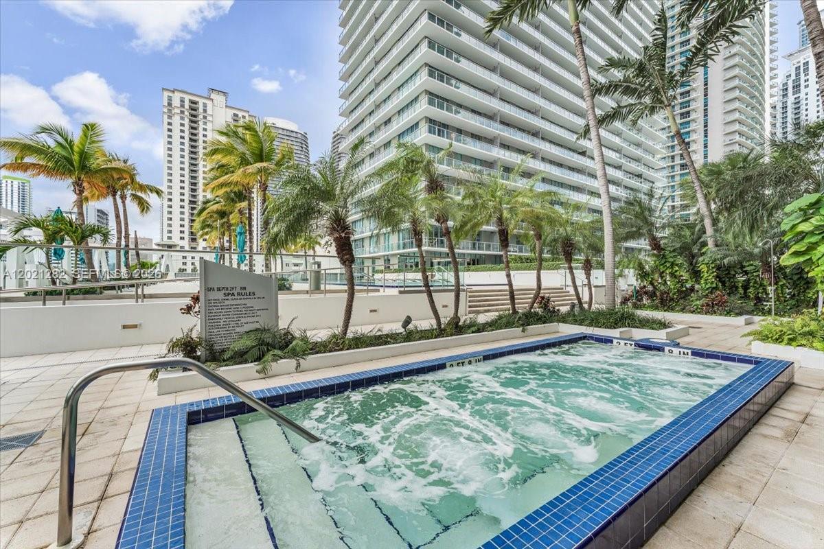 79 SW 12th St #3401-S, Miami FL 33130