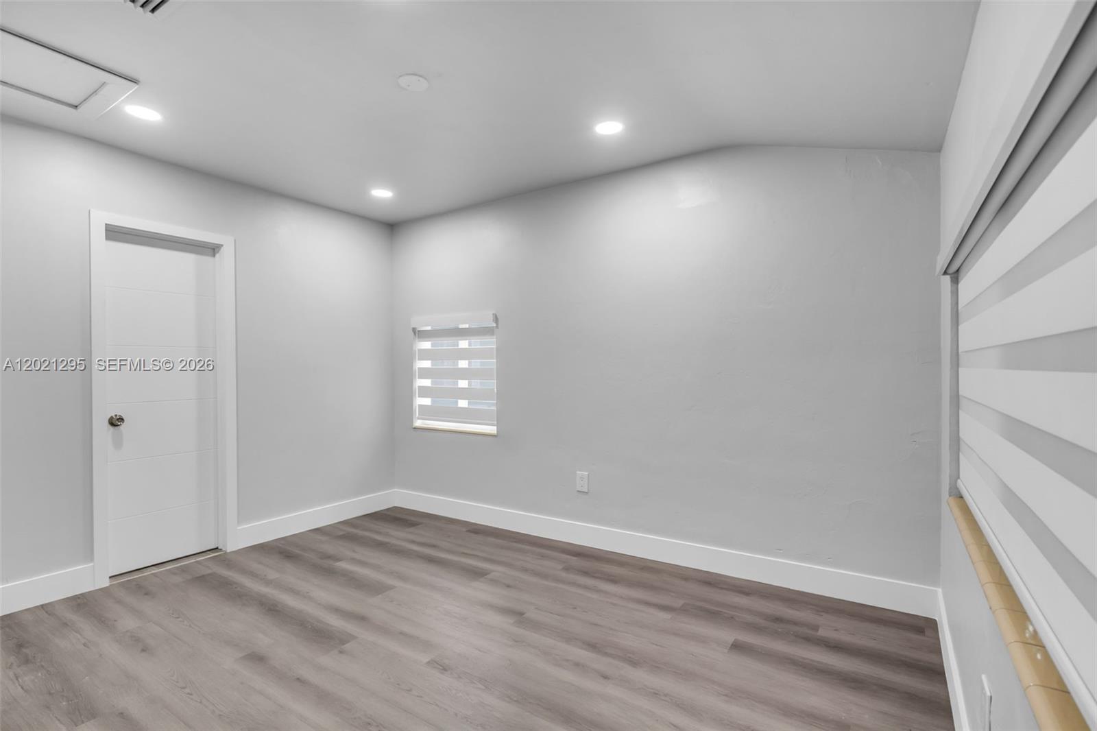 648 South Dr, Miami Springs FL 33166
