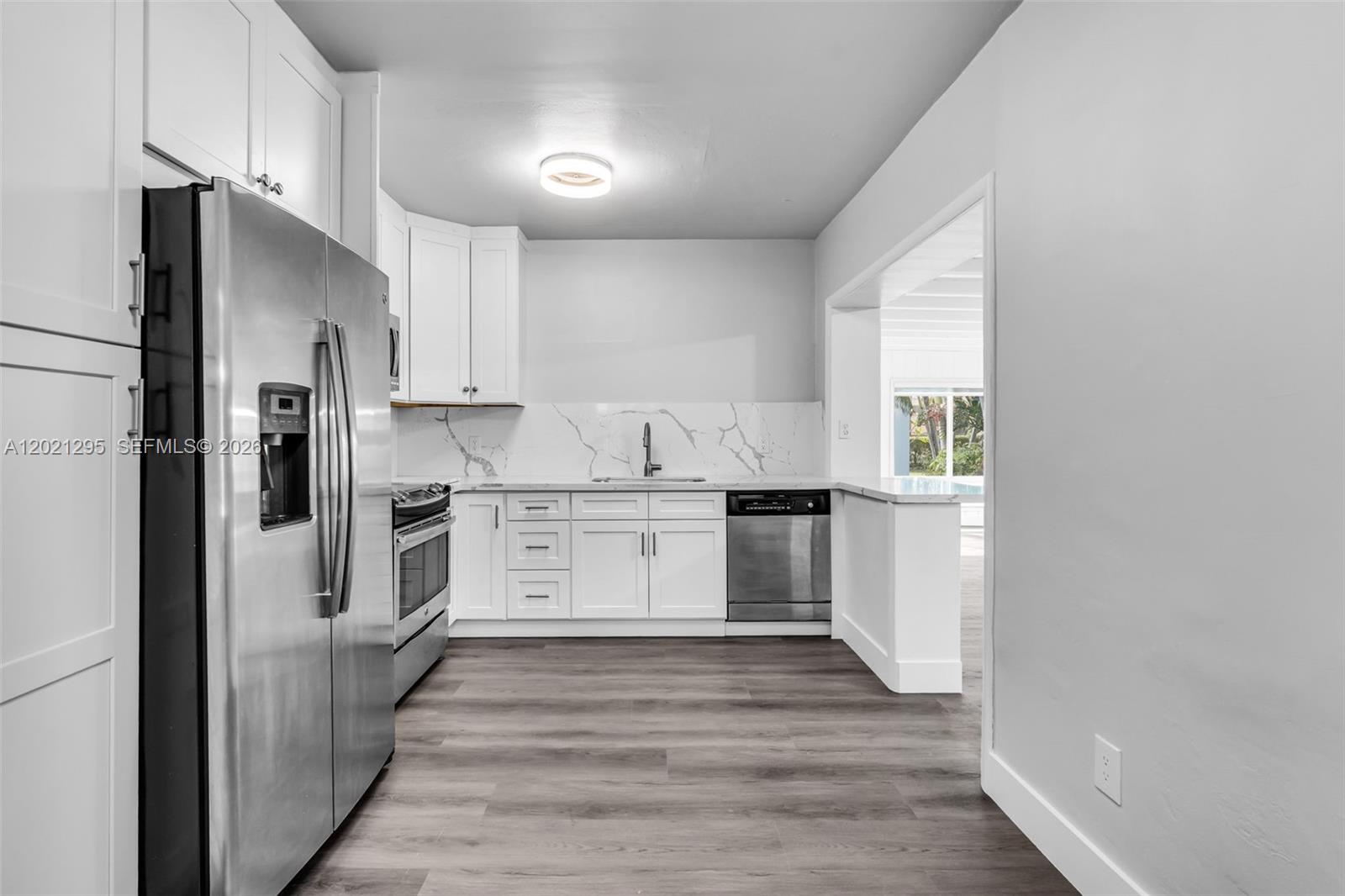648 South Dr, Miami Springs FL 33166