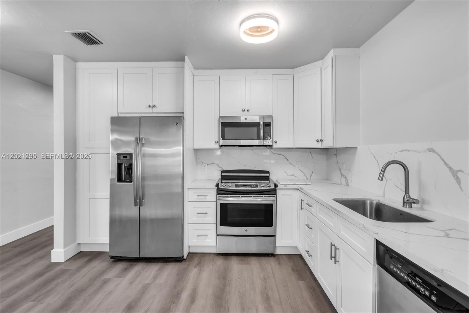 648 South Dr, Miami Springs FL 33166