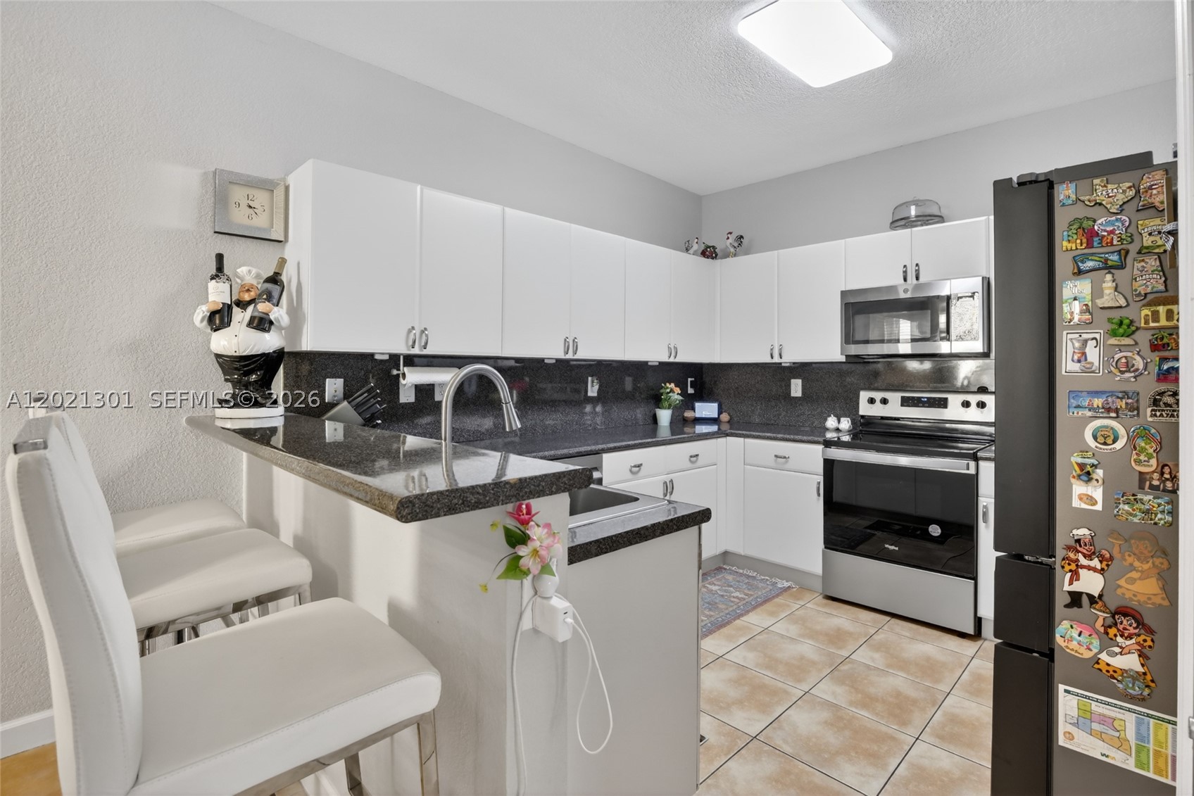 120 Jacaranda Country Club Dr #205, Plantation FL 33324