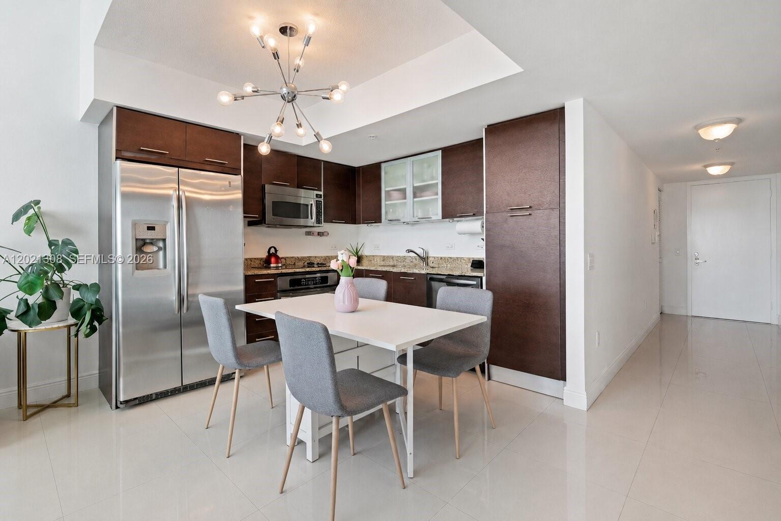 41 SE 5th St #1609, Miami FL 33131