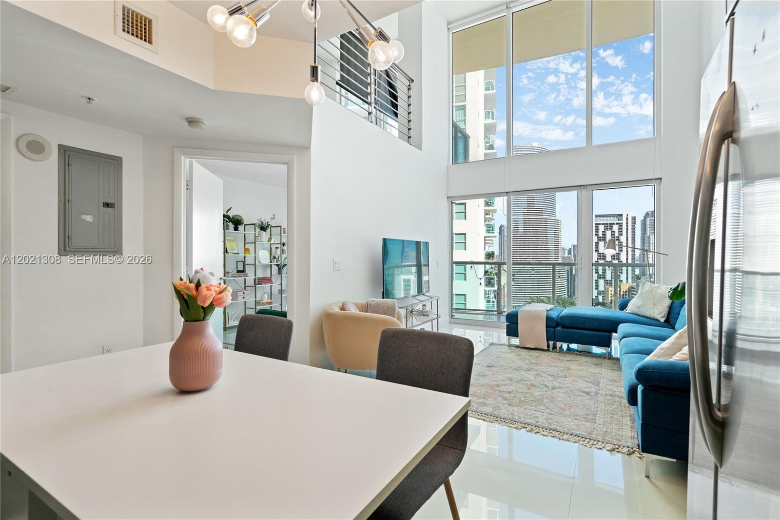 41 SE 5th St #1609, Miami FL 33131