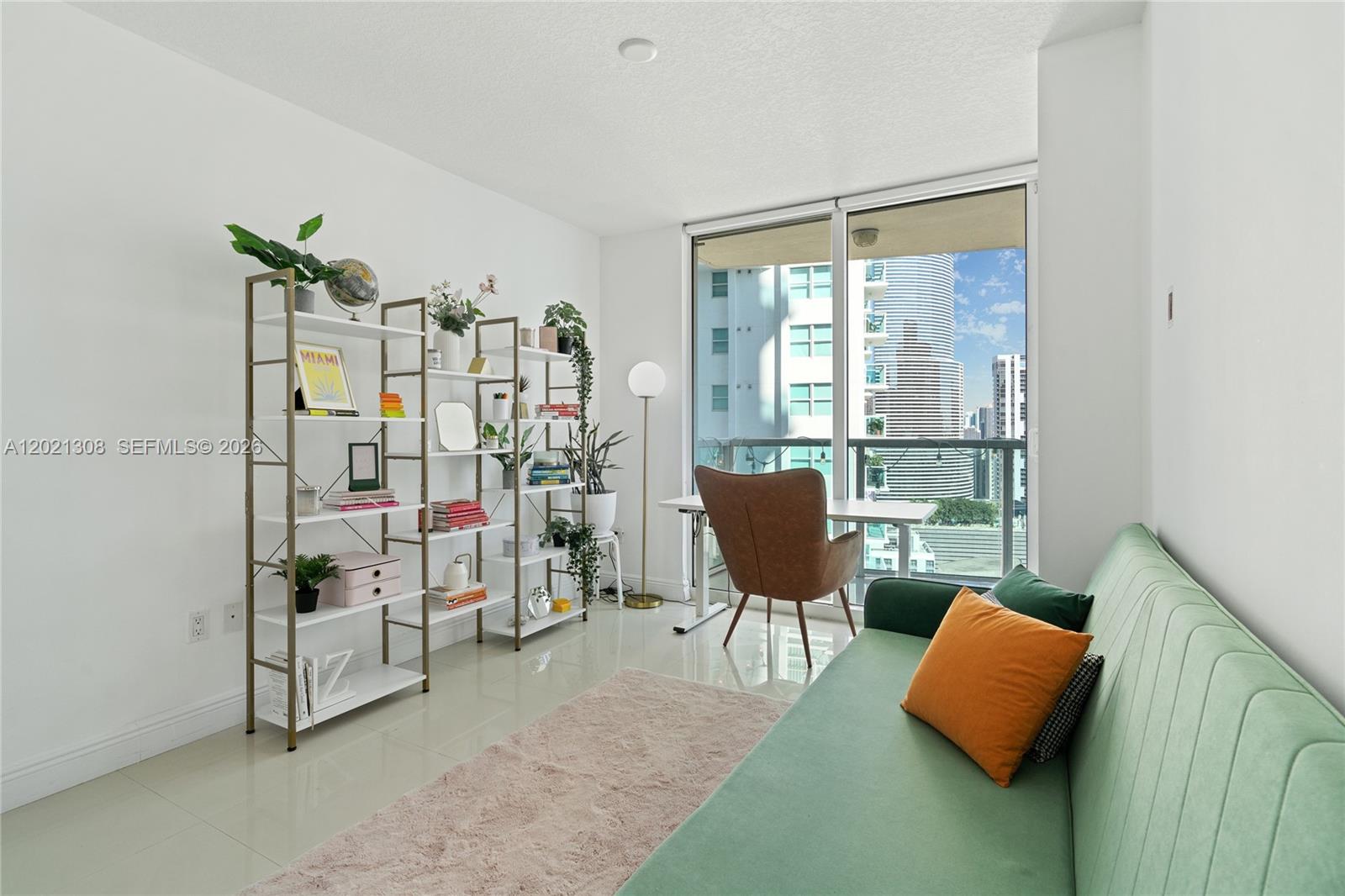 41 SE 5th St #1609, Miami FL 33131