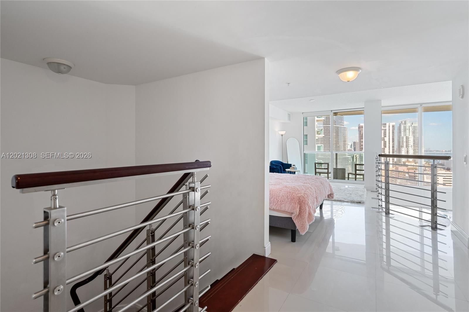 41 SE 5th St #1609, Miami FL 33131