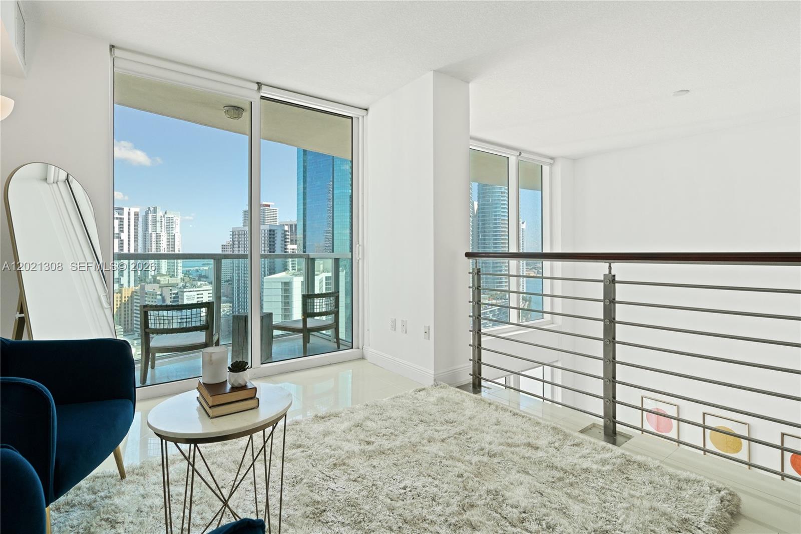 41 SE 5th St #1609, Miami FL 33131