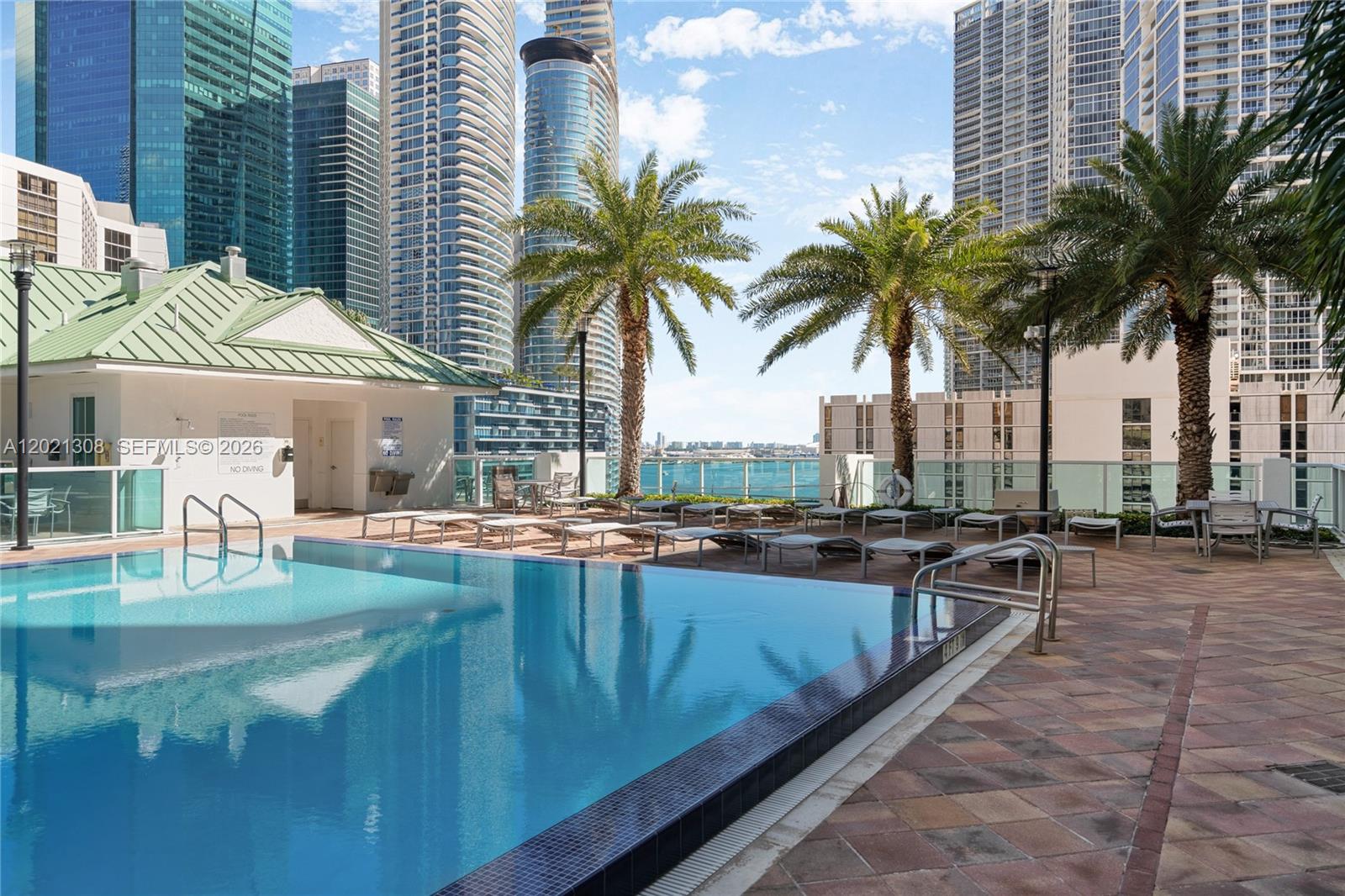 41 SE 5th St #1609, Miami FL 33131