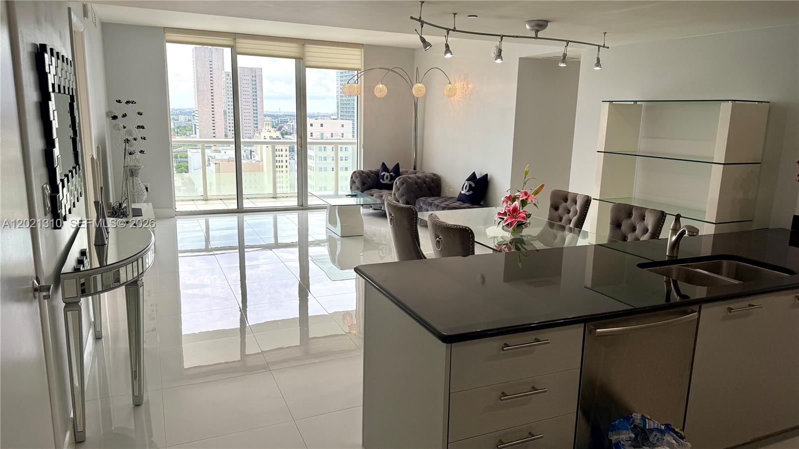 50 Biscayne Blvd #2501, Miami FL 33132