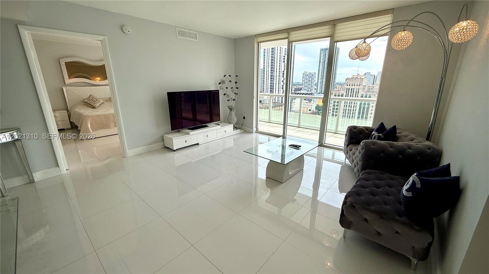 50 Biscayne Blvd #2501, Miami FL 33132
