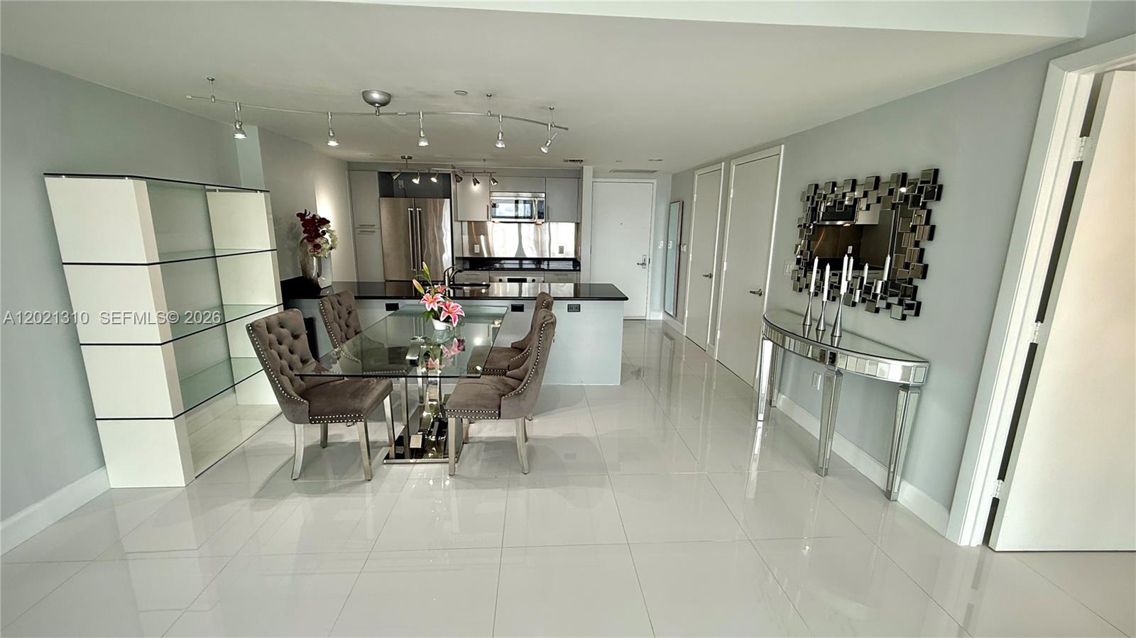 50 Biscayne Blvd #2501, Miami FL 33132