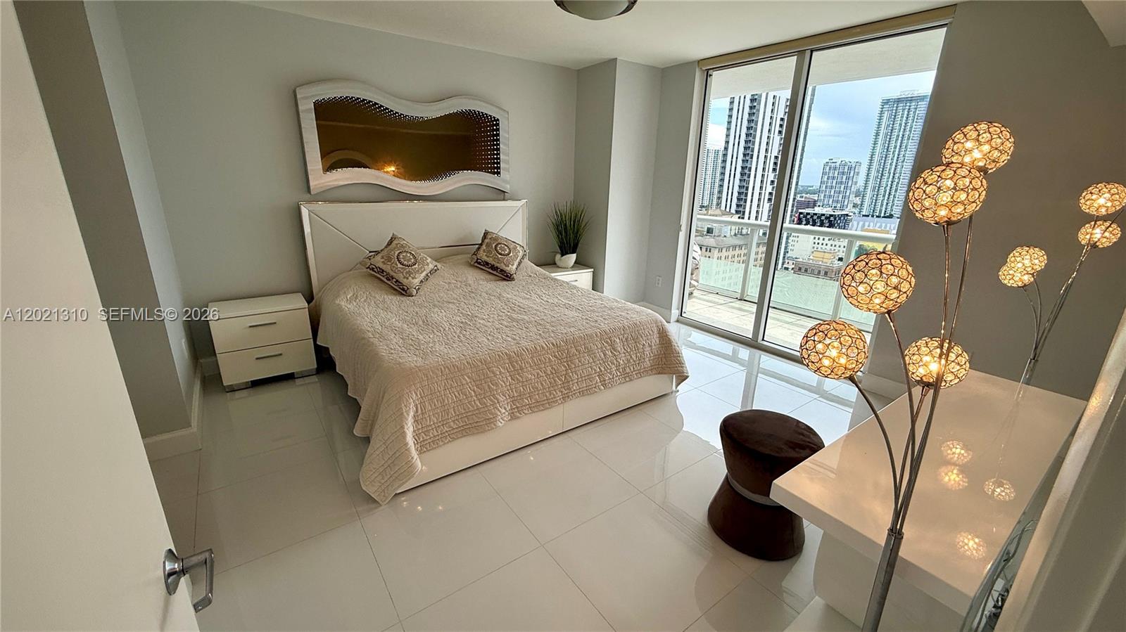 50 Biscayne Blvd #2501, Miami FL 33132