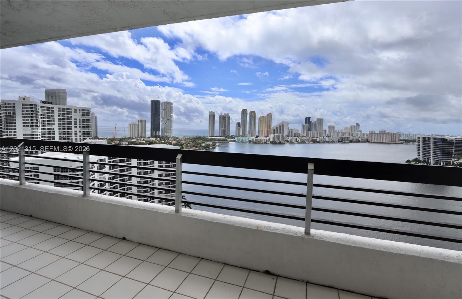 3530 Mystic Pointe Dr #2510, Aventura FL 33180