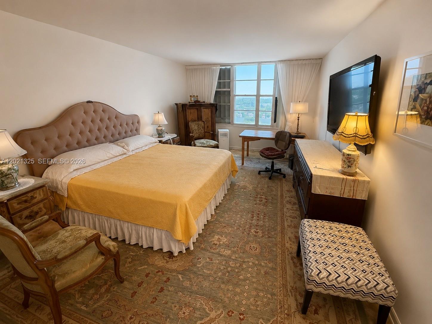 5151 Collins Ave #1520, Miami Beach FL 33140